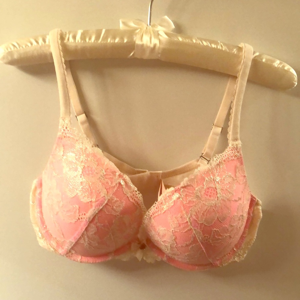 Victoria’s Secret Bra